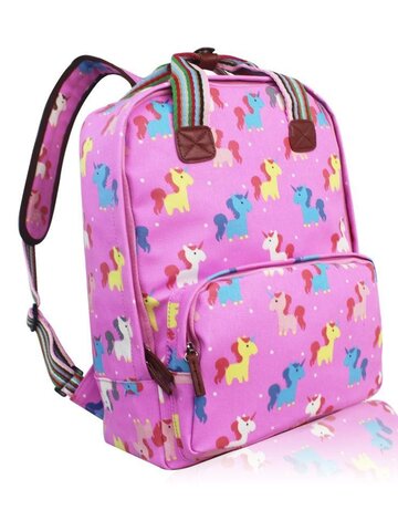 Lifestyle foto Ružový ruksak na notebook Rozprávkové jednorožce